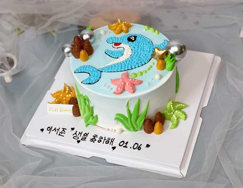 BÁNH KEM BÉ CÁ HEO