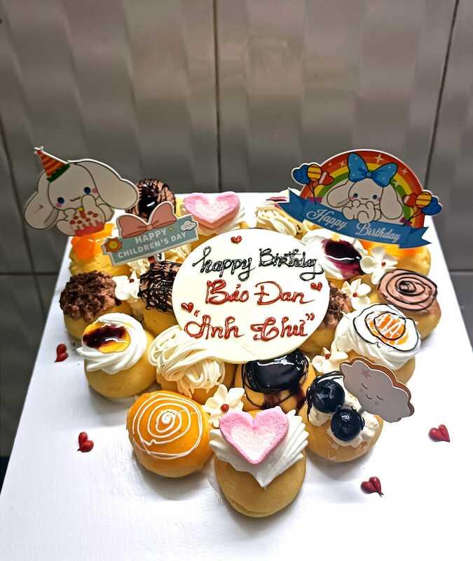 BÁNH KEM CUPCAKE TRÁI TIM